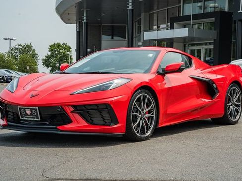 Used 2023 Chevrolet Corvette Stingray Preferred Cpe RWD image 3