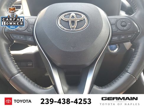 Used 2022 Toyota RAV4 XLE Premium AWD/4WD image 24
