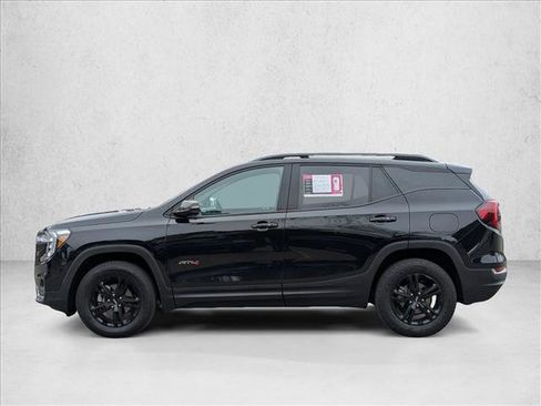 Used 2023 GMC Terrain AT4 image 8