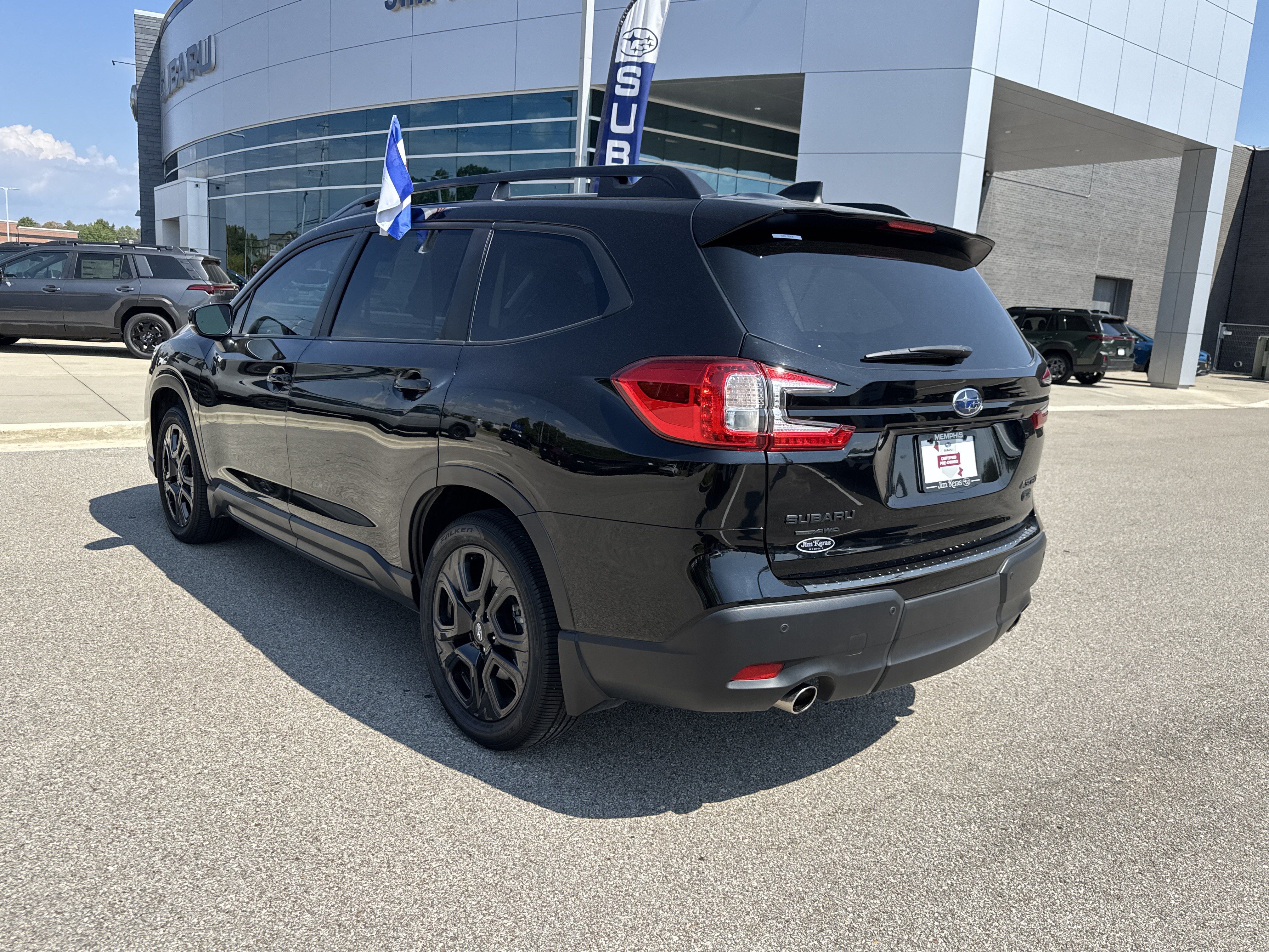 Used 2025 Subaru Ascent Onyx Edition w/ Onyx Package AWD/4WD image 5
