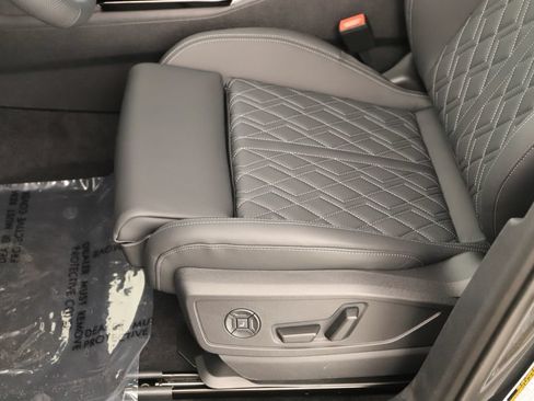 New 2026 Audi SQ5 Premium Plus AWD/4WD image 24