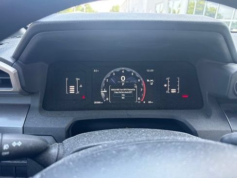 Used 2024 Toyota Tacoma SR5 AWD/4WD image 6