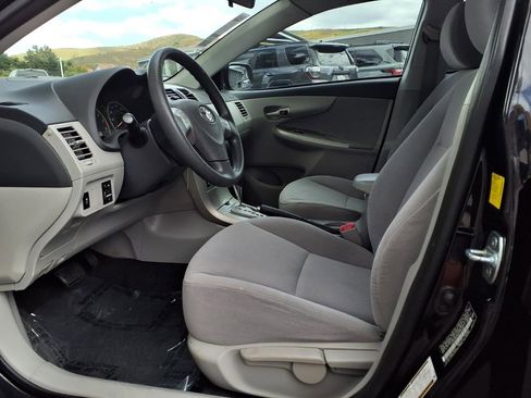 Used 2011 Toyota Corolla LE FWD image 16