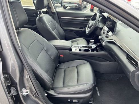 Certified 2024 Nissan Altima 2.5 SL image 36