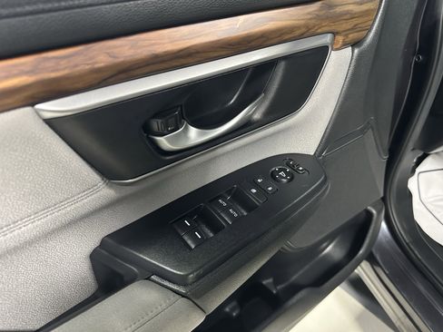 Used 2019 Honda CR-V EX image 16