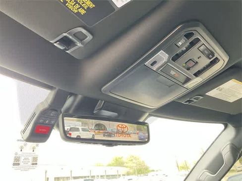 Used 2025 Toyota Tundra Limited image 27