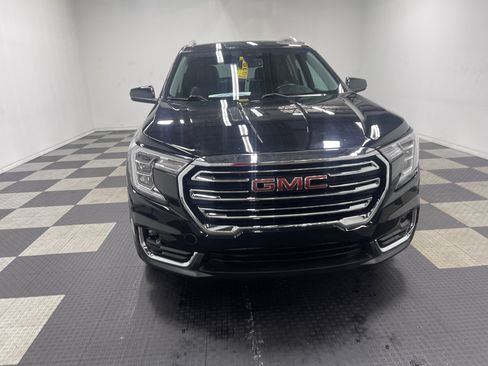 Used 2023 GMC Terrain SLT image 7