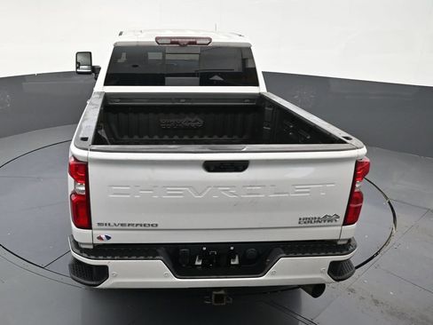 Used 2020 Chevrolet Silverado 2500 High Country w/ Z71 Off-Road Package AWD/4WD image 15