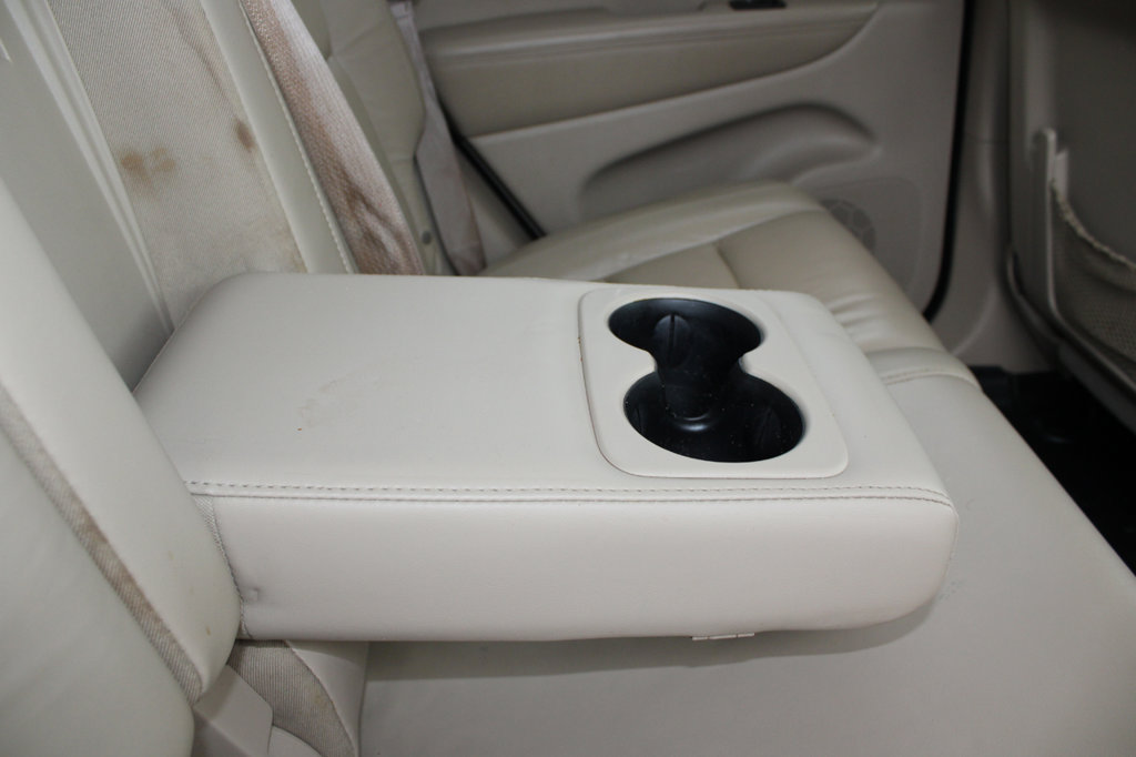 Used 2017 Jeep Grand Cherokee Limited AWD/4WD image 23