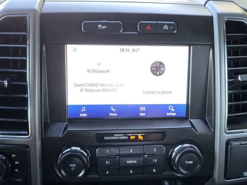 Used 2020 Ford F150 XLT image 27