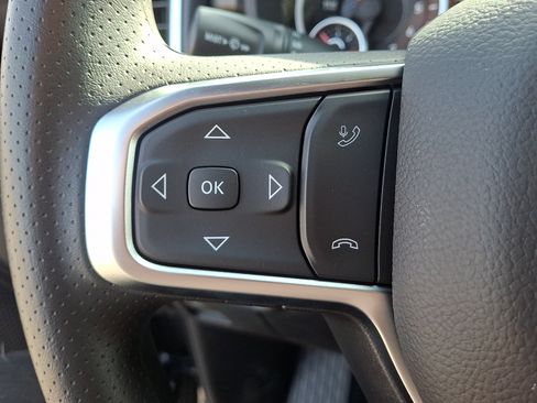 New 2026 RAM 1500 Express AWD/4WD image 18