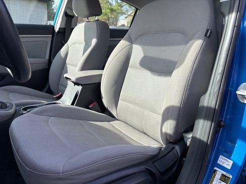 Used 2018 Hyundai Elantra SEL FWD image 11