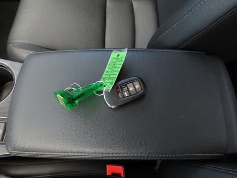 Used 2024 Honda Civic Touring image 29