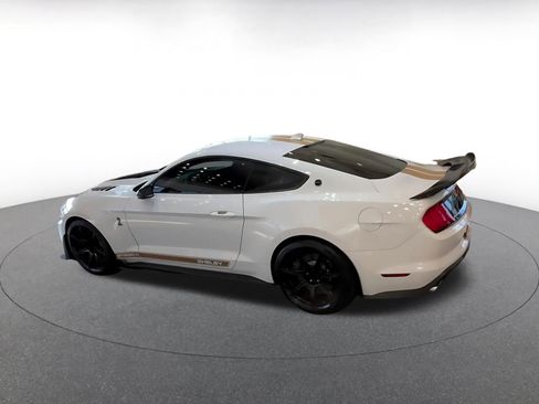Used 2022 Ford Mustang Shelby GT500 w/ Technology Package RWD image 10
