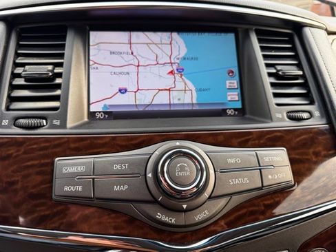 Used 2017 Nissan Armada SL image 16