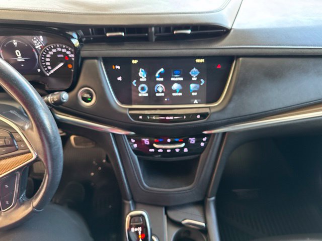 Used 2019 Cadillac XT5 Platinum AWD/4WD image 23