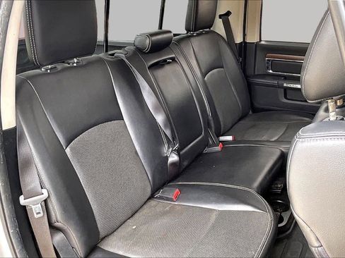 Used 2014 RAM 1500 Laramie w/ Convenience Group AWD/4WD image 19