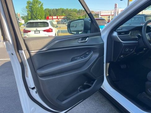New 2026 Jeep Grand Cherokee L Laredo AWD/4WD image 5