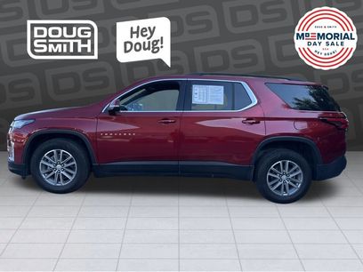 Used 2023 Chevrolet Traverse LT