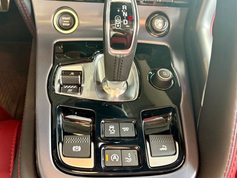 Used 2023 Jaguar F-TYPE R AWD/4WD image 12