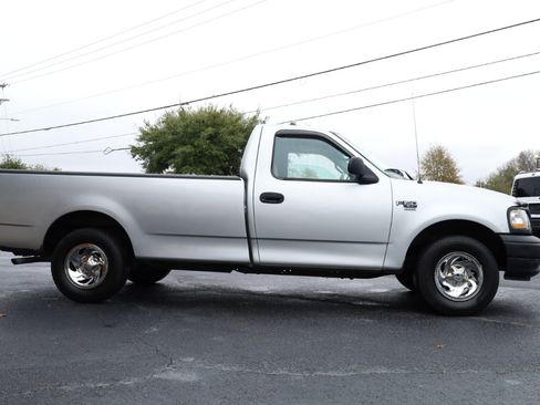 Used 2001 Ford F150 XL image 4