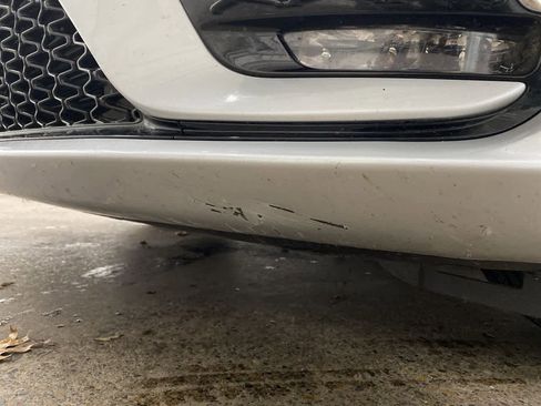 Used 2024 Chrysler Pacifica Touring-L image 32