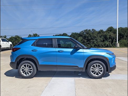 New 2026 Chevrolet TrailBlazer LS w/ LS Convenience Package AWD/4WD image 6