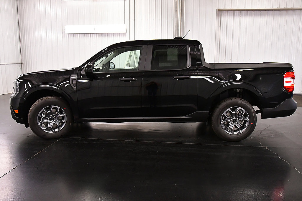 New 2026 Ford Maverick XLT w/ Equipment Group 301A AWD/4WD image 4