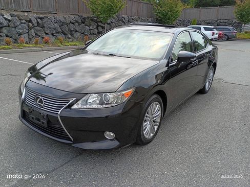 Used 2013 Lexus ES 350 w/ Premium Pkg FWD image 2