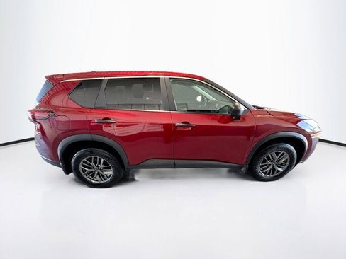 Certified 2025 Nissan Rogue S image 4