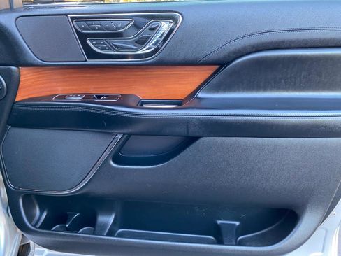Used 2019 Lincoln Navigator L Reserve w/ Cargo Package image 49