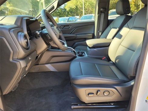 New 2025 Chevrolet Colorado Trail Boss w/ Midnight Edition image 10