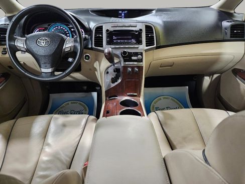 Used 2012 Toyota Venza XLE image 16