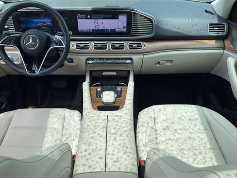 Used 2024 Mercedes-Benz GLE 450 4MATIC image 25