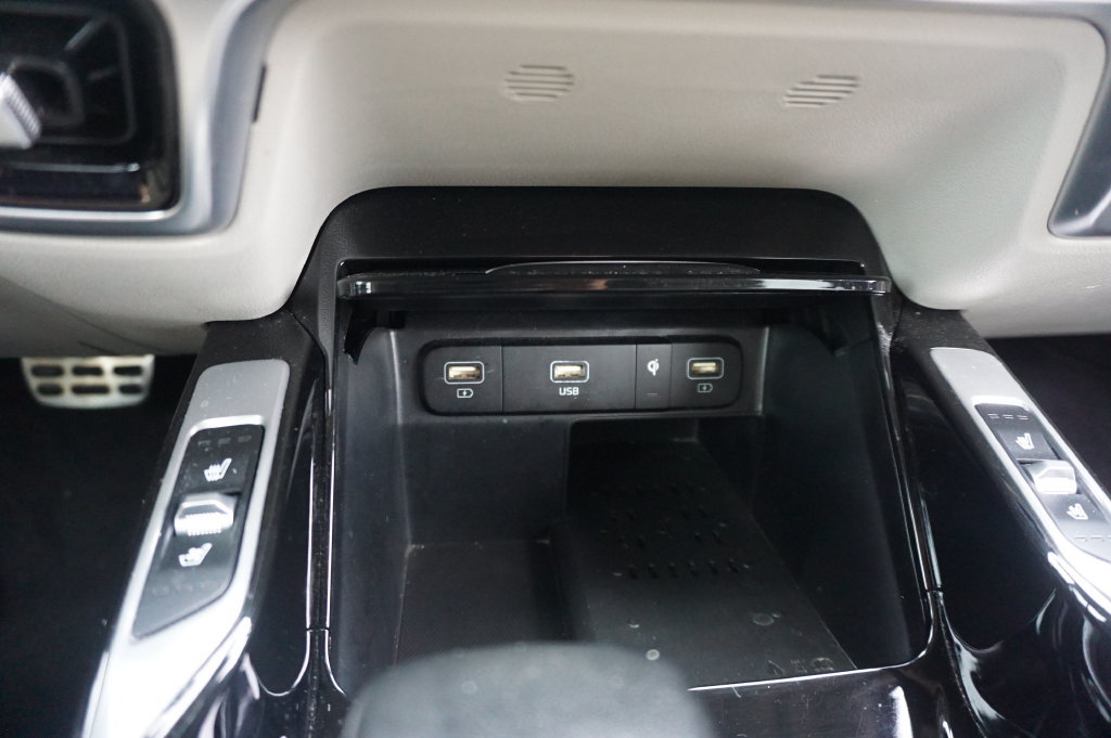 Used 2022 Kia Sorento SX FWD image 13