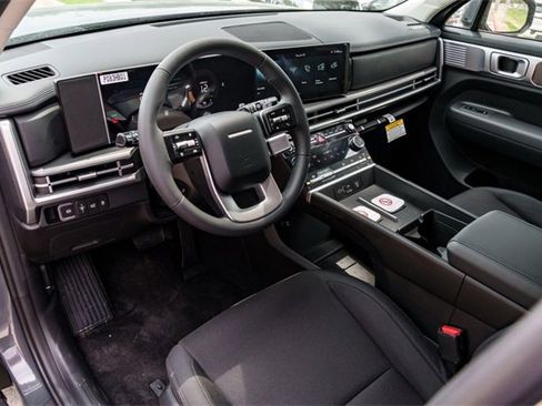 New 2026 Hyundai Santa Fe SE image 8