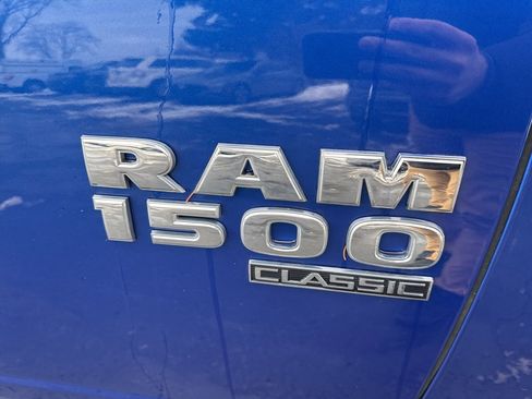 Used 2019 RAM 1500 Classic SLT image 43