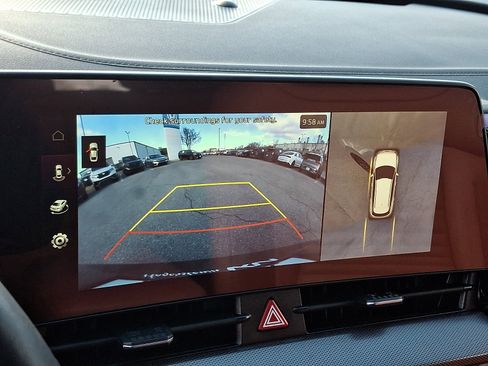 Certified 2025 Kia Sportage SX image 20