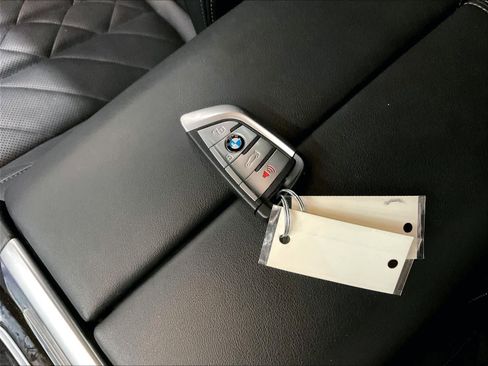 Used 2023 BMW X5 xDrive40i w/ Parking Assistance Package image 12