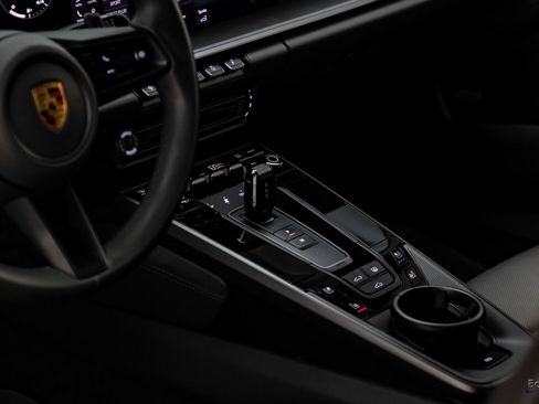 Used 2020 Porsche 911 Carrera 4S image 46