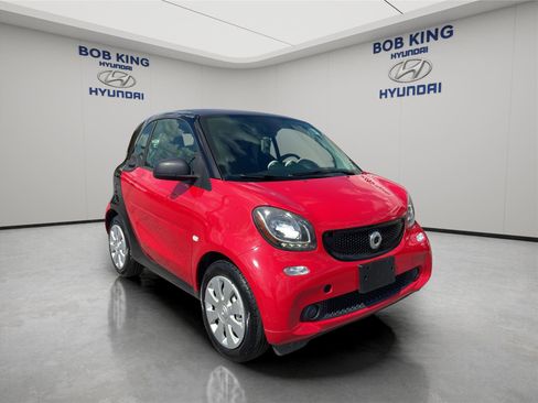 Used 2016 smart fortwo passion image 7