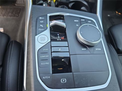 Certified 2024 BMW 330i 330i w/ Premium Package image 18