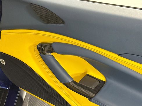 Used 2022 Ferrari F8 Tributo image 30