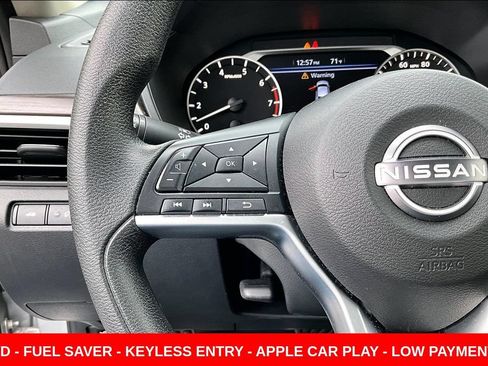Used 2024 Nissan Altima 2.5 SV AWD/4WD image 11