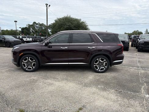 Used 2023 Hyundai Palisade Limited FWD image 3