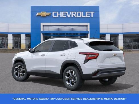 New 2026 Chevrolet Trax LT image 4