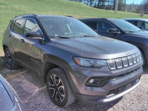 Used 2022 Jeep Compass Limited image 2