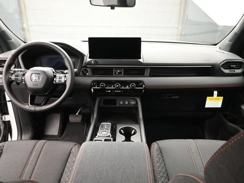 New 2026 Honda Pilot Sport image 27