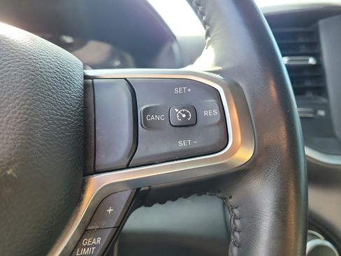 Used 2024 RAM 1500 Big Horn AWD/4WD image 20