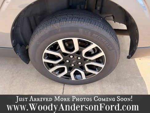 Used 2024 Ford Maverick Lariat w/ 4K Tow Package AWD/4WD image 8